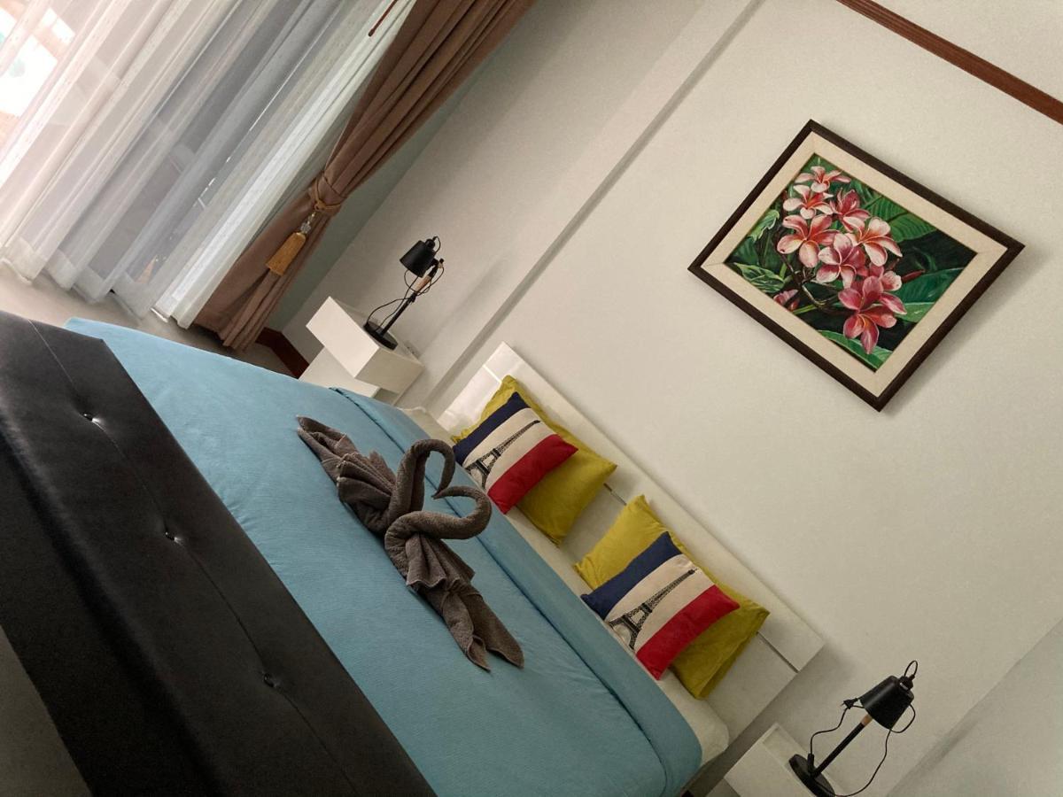 Barbé La Maison HHQ Esterno foto
